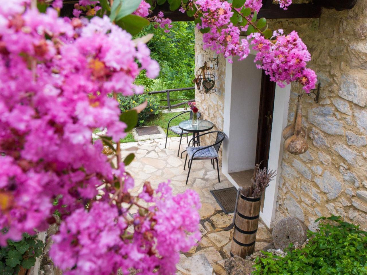 To Archontiko Guesthouse Villa Stavroupoli Esterno foto